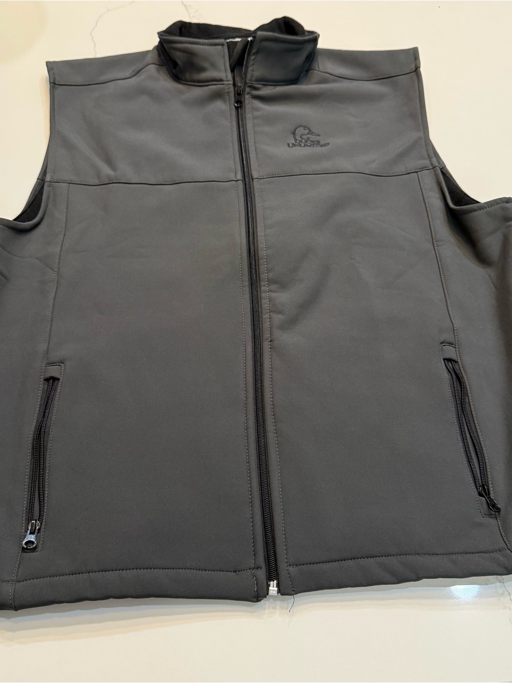 Ducks Unlimited Vest Mens X-Large Gray Softshell Full Zip Fleece Lined Hunting